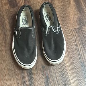 Woman’s Vans size 12